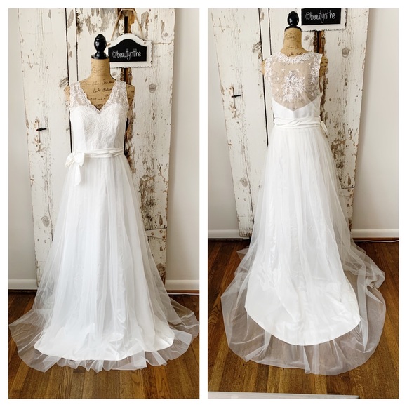 Dresses & Skirts - White lace boho tulle ALine romantic wedding dress